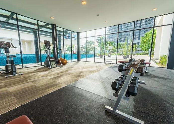 Francesco Suite - Trefoil Setia Alam-Near Setia City Mall & Setia Convention Centre